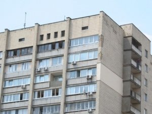 Не проживающие по месту регистрации в общежитии более полугода теряют право пользования жильем, — Верховный Суд Украины